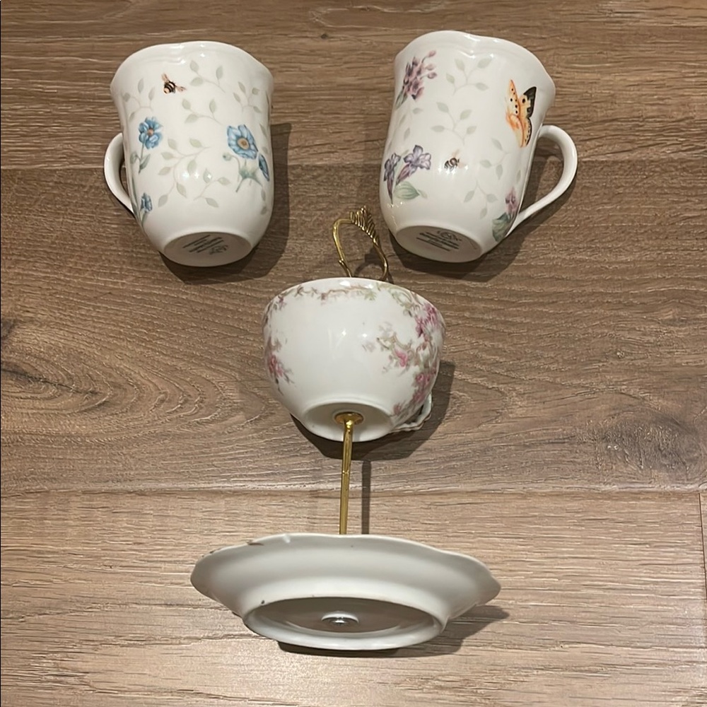 Floral Porcelain Tea Cups and Saucer Set